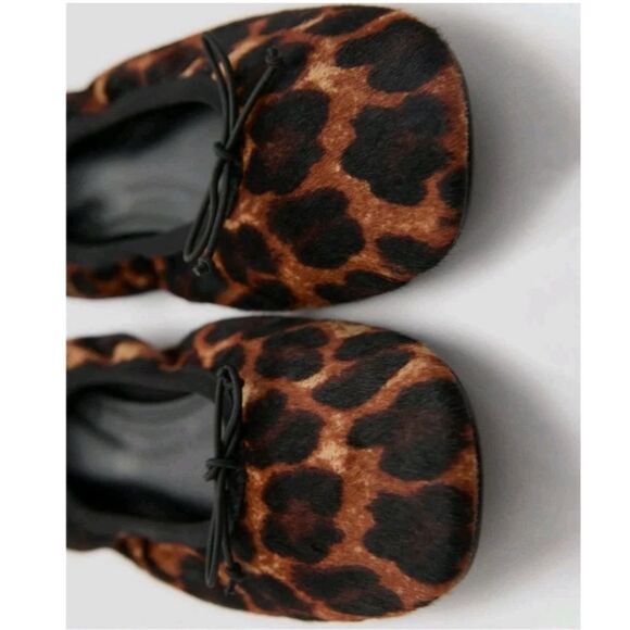 MNG by MANGO Leopard Calf Hair Ballerina Flat Women's 38 US 7.5 NWT - Picture 5 of 6